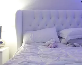 Raiiny bottomless