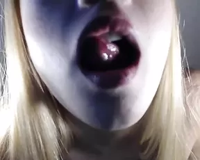 Anik201 beautiful slim sexy teen blonde free private show