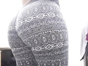 Bori_so_fly huge ass in tight leggins