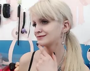 Ass_Princess slim blondy milf hot riding very big dildo webcam show