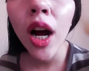 Soinnocent_ busty sexy milf brunette private show