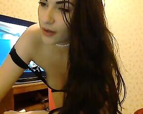 Carolin_ beautiful teen brunette finger clit webcam show