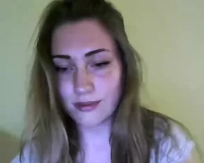 Lolla_l nice milf blondy in private show