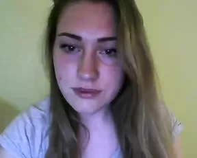 Lolla_l nice milf blondy in private show