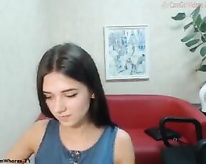 Katrinamiller teen girl show natural tits in webcam chat
