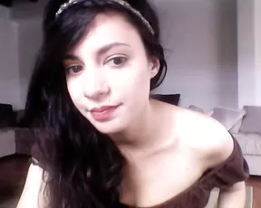 Faeluna nice teen brunette in clothes webcam show