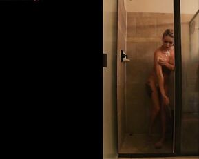 Harli Lotts rubbing her pussy in the shower