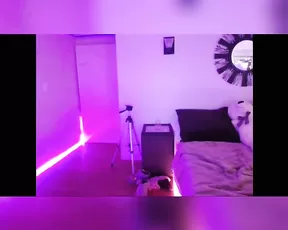 Bellabrookz nude show