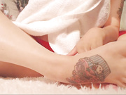 Hollycute juicy busty teen girl webcam show