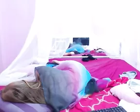 Tista_cute girl sleeping in private show