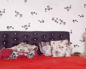Tiny blonde pleasures her boyfriend