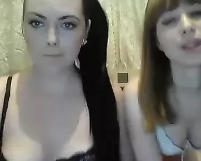 Blonde gets naked before us