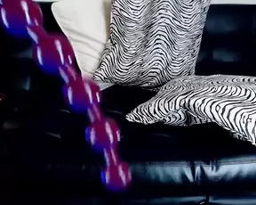 Cutie deepthrouting cock