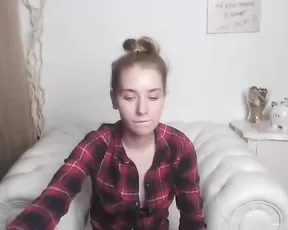 So pretty blonde milf make a hell of a blowjob then both make rare games,!damn!