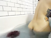 Milf fucked and cummed on her ass