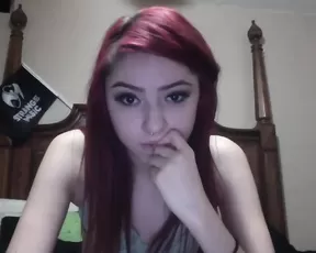 So pretty brunette girlfriend suck cock and share in web for exitement,!damn!