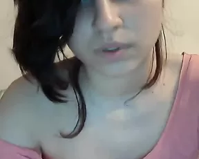 Hairy cunt revealed on cam