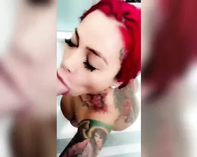 Brittanya Razavi Bathtub Blowjob