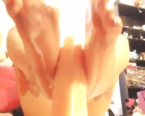 Dayaanna-Feet Play