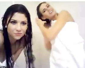 Chloe Lamb makeout in the shower