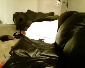 Spraying her ass with a lot of cum