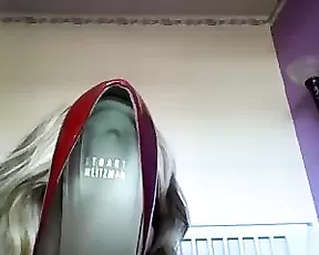 Bunny girl loves stiff pricks