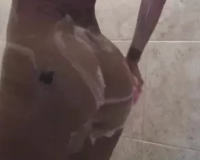 Stunning darling loves hotel sex
