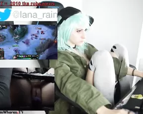 Lana_Rain masturbates while playing League of Legends
