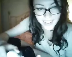 Teen with glasses shakes her ass