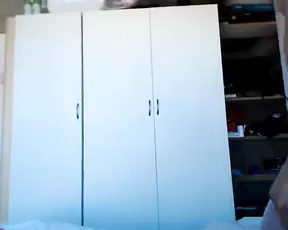 Nerdy chick loves to cum hard