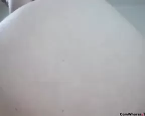 Chick jams a sex toy in