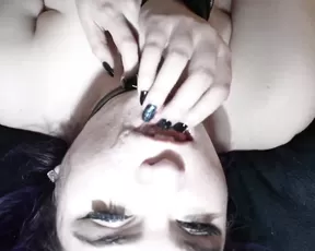 Emrie Submissive face fuck