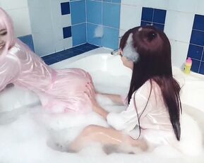 AsianDreamX Tentacles bubble bath GG