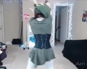 Playing around with dirty amateur whore