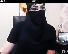 Armani arab