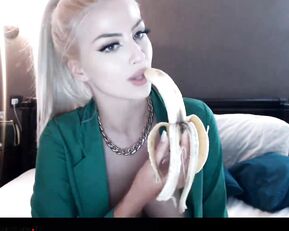Kissofacobra banana