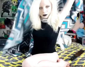Big ass honey needs to show off
