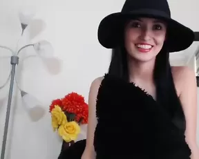 Sexy thing uses a large dildo