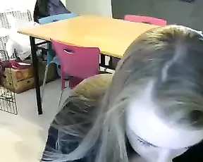Petite babe on her back getting the fuck of her life