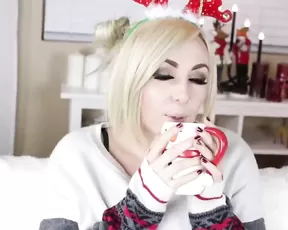 Jessica Nigri - Sweater Party