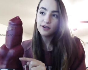 Jerilynn sexy teen show sweet ass webcam show