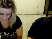 The_fuh_kings milf lesbians fingerfucking pussy webcam show