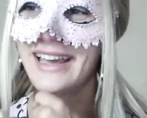 Barrrbi slim girl in mask private show