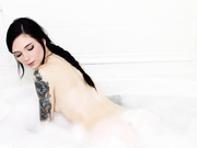 ManyVids LaraLou Cumming Hard Bathtub Premium Video HD