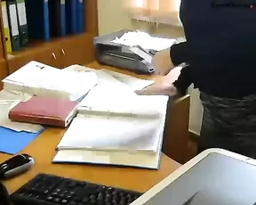Laughter_xxx - Little Office Teasing - 02/02/18