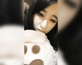 CHICA TETONA EN FACEBOOK LIVE