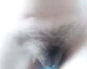 Shaving her sexy tushy