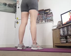 Sex cam camilla_tootsie keeping_my_body_in_shape_during_lockdown._feeling_sexy_just_lately. onlyfans xxx porn