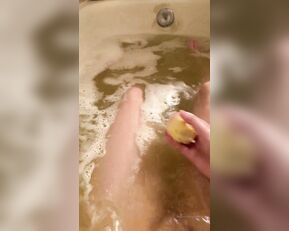 leanalovings a small bathtub adventure for you to enjoy. as an apo xxx onlyfans porn videos
