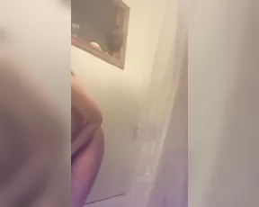 Live Adult Webcams sexxxangel01 i like it when u guys watch me shower xxx onlyfans porn videos